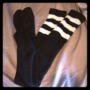 Sporty thigh high socks
